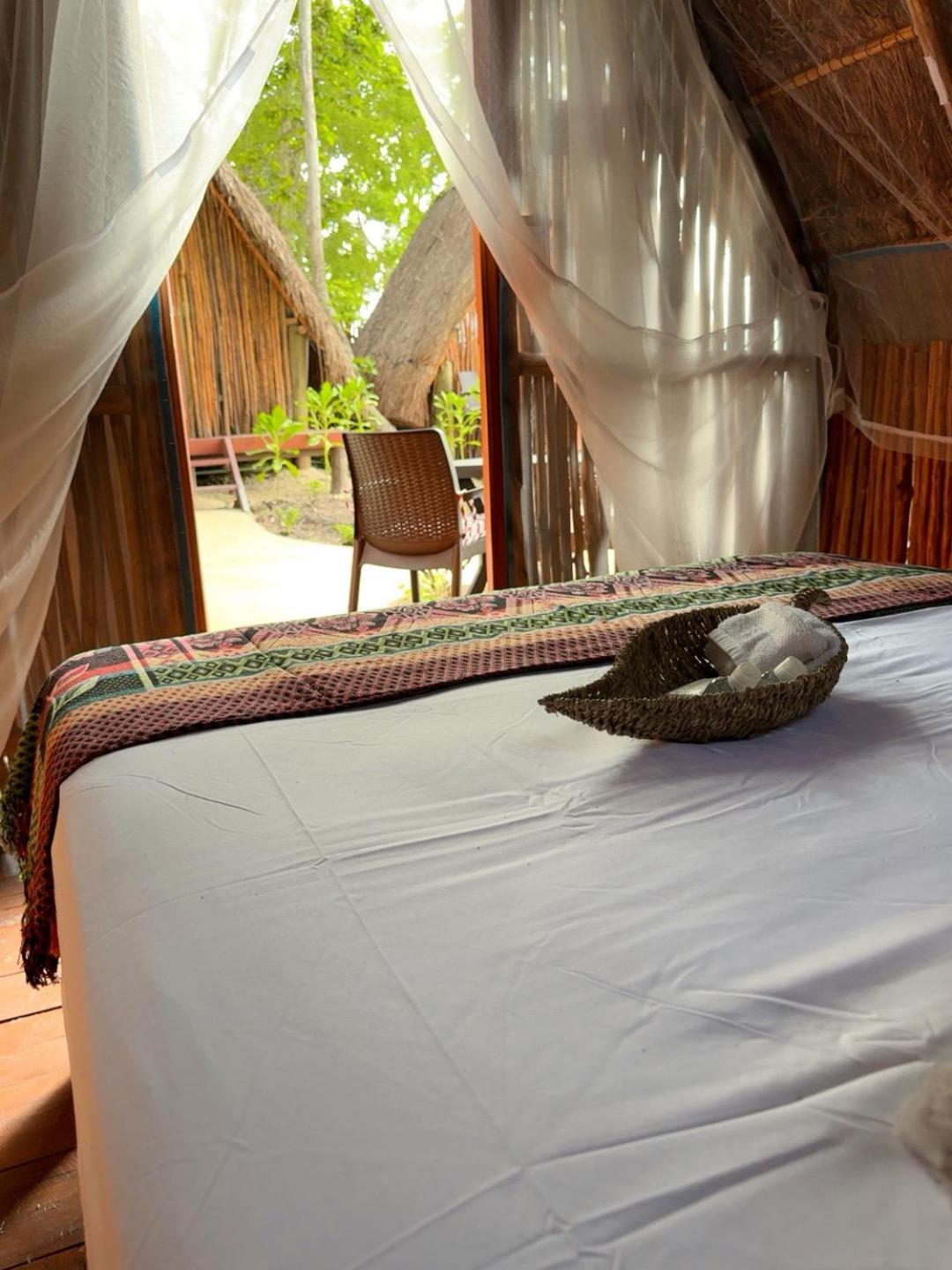 Hotel & Eco Cabanas Azul Maria Bacalar Eksteriør bilde